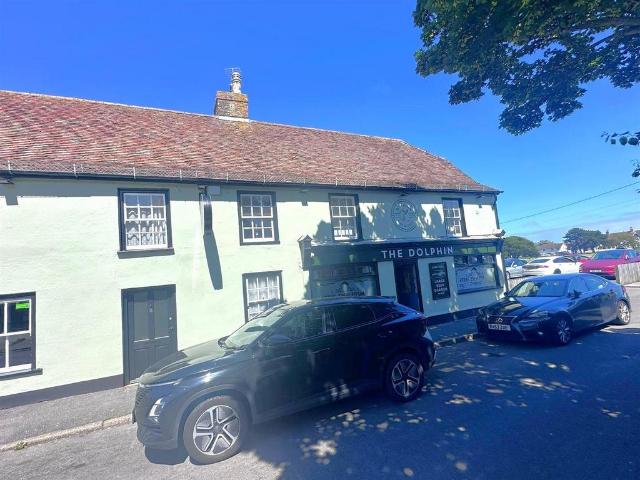 Flat for rent in Folkestone, Kent