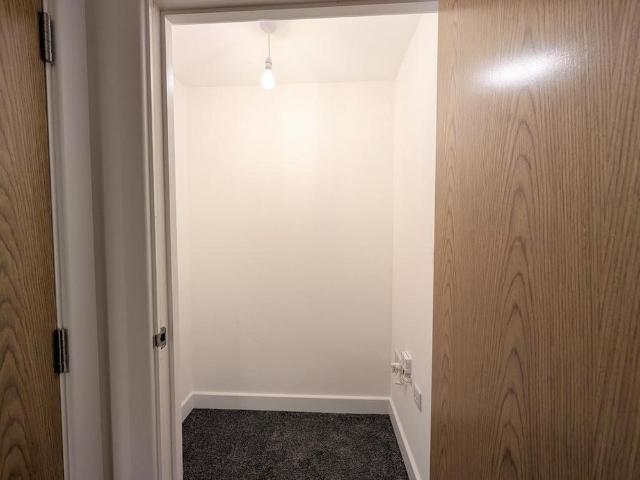 Apartment for rent in Loundsley Green, East Midlands