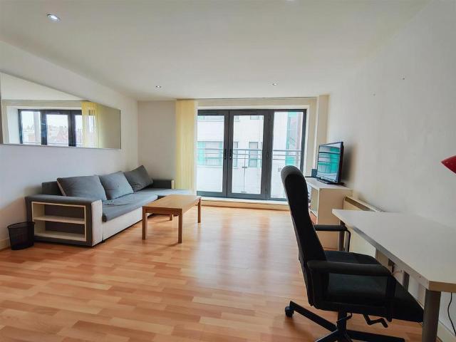Flat for rent in St George's Quarter / Cultural Quarter, Calderstones