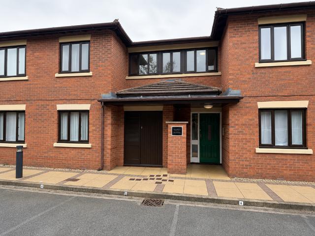 Flat for rent in Redditch, Worcestershire