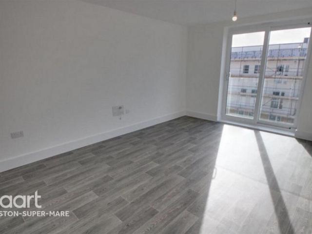 Apartment for rent in Locking Parklands, Locking