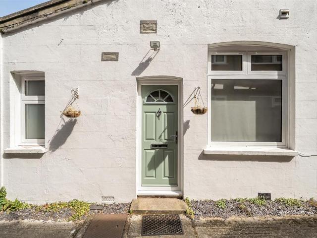 Flat for rent in Surbiton, Greater London