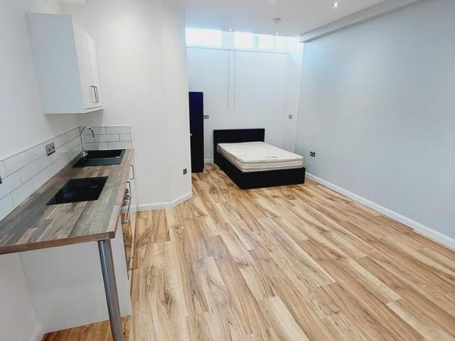 Room for rent in Semilong, Northampton