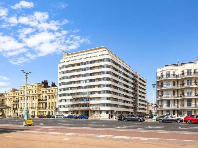 Flat for rent in Brunswick, Brighton & Hove