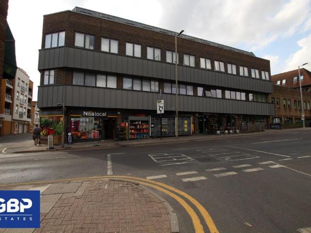 Flat for rent in Navestock Side, Essex