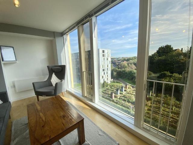 Apartment for rent in Alwoodley, West Yorkshire