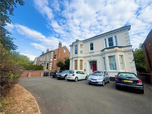 Flat for rent in Lillington, Green Close