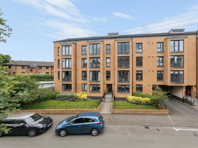 Flat for rent in Battlefield, Scotland