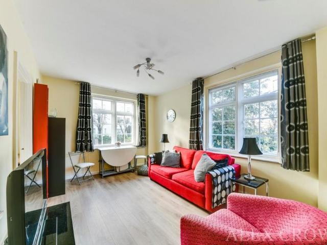 Apartment for rent in Langford, Churchill