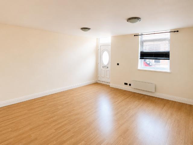 Flat for rent in Cheetham Fold, Greenheys