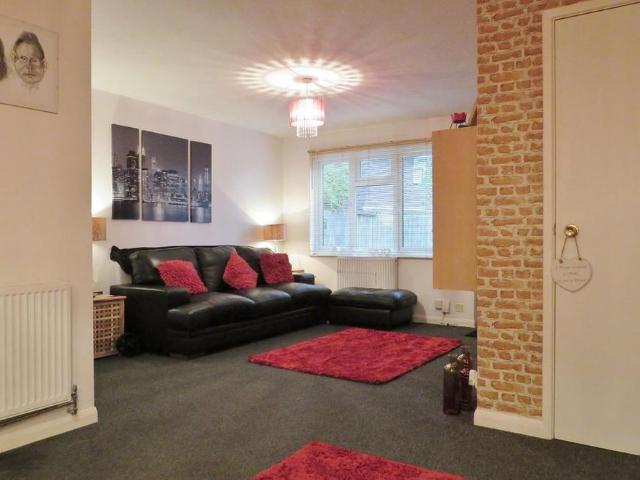 Apartment for rent in Northgate, Glynde