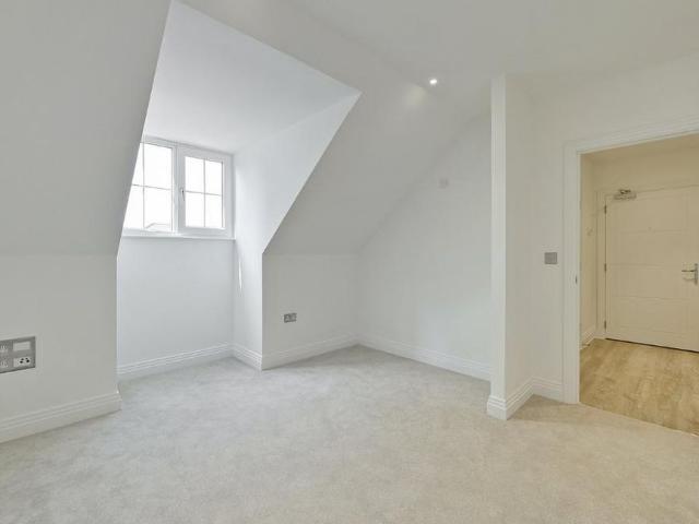 Apartment for rent in Woodside, Winkfield