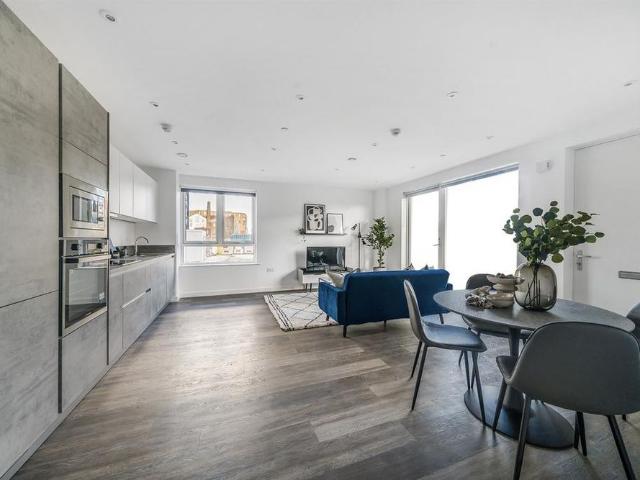 Apartment for rent in Greater London