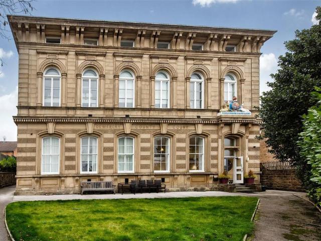 Flat for rent in Eightlands, Dewsbury