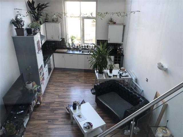 Flat for rent in Highfields, Huddersfield