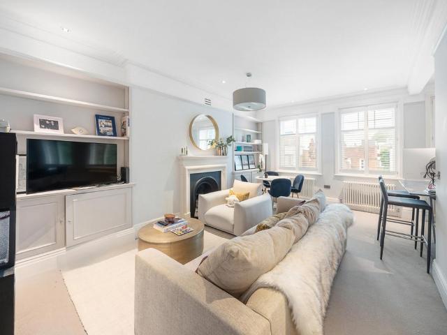 Flat for rent in Chelsea, Greater London