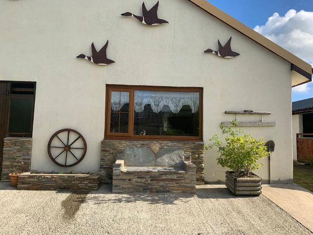 Flat for rent in Maenclochog, Wales