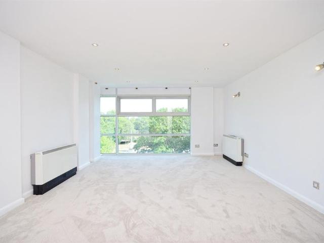 Apartment for rent in High Field, York