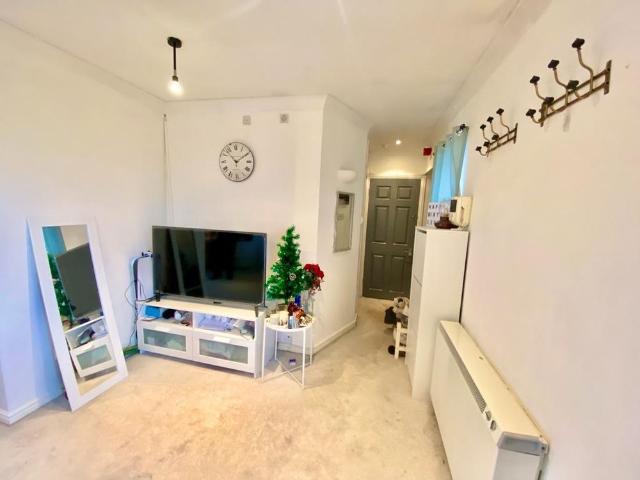 Apartment for rent in London Borough of Hillingdon, Greater London