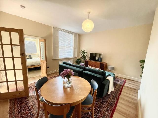 Apartment for rent in Old Trafford, Trafford Park
