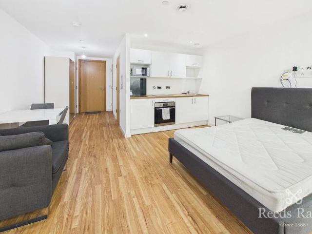 Apartment for rent in City Centre, Georgia