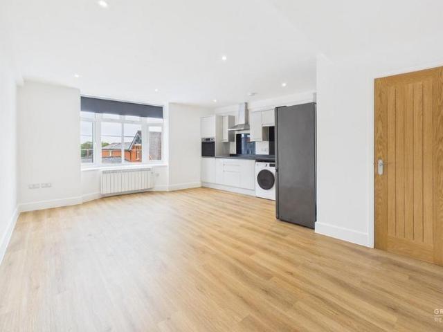 Apartment for rent in North End, Mid Sussex