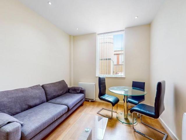Apartment for rent in Hayes, Greater London