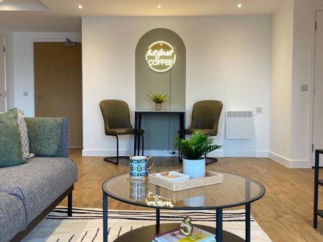 Flat for rent in Richmond Hill, West Yorkshire