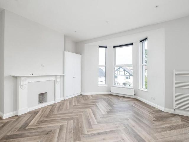 Apartment for rent in Mount Wise