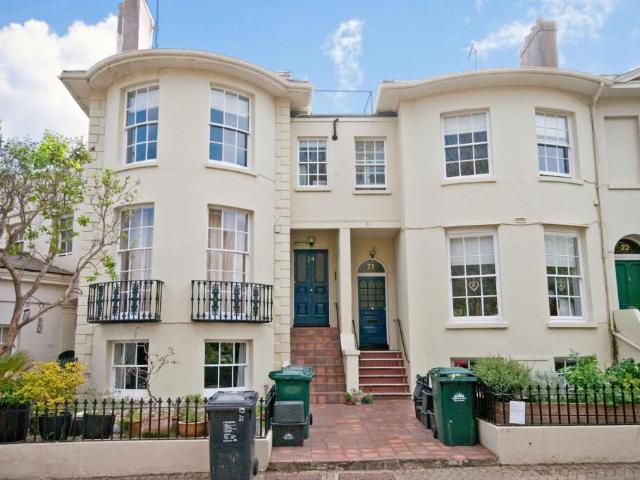 Flat for rent in Round Hill, Brighton & Hove