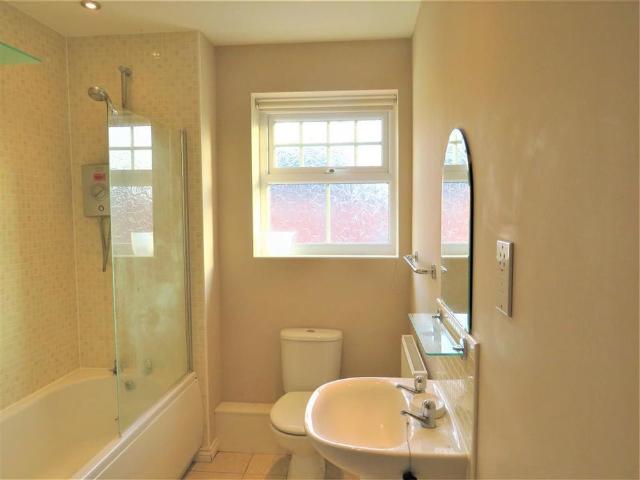 Apartment for rent in Newtown, Two Mills