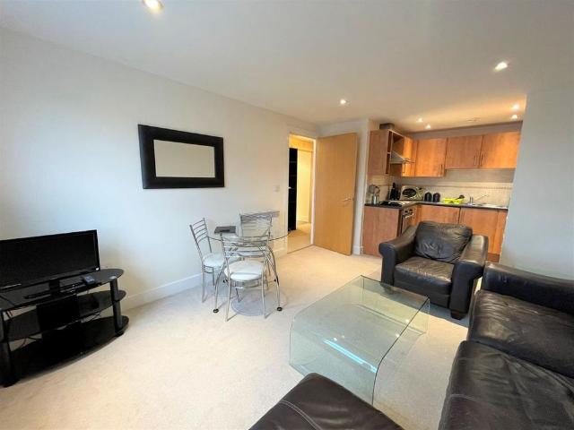 Apartment for rent in SA1 Swansea Waterfront, Nangreaves