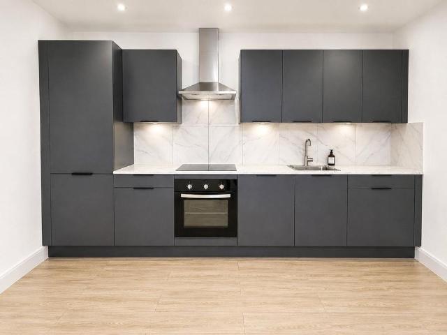 Apartment for rent in Horsell, Woking