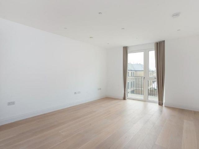 Apartment for rent in London Borough of Richmond upon Thames, Greater London