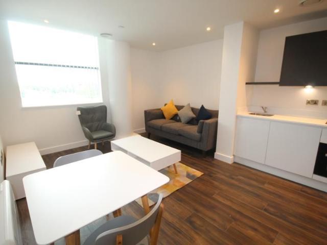 Apartment for rent in Eton