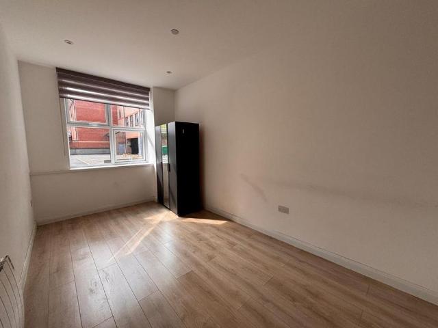 Apartment for rent in Red Hill, Surrey