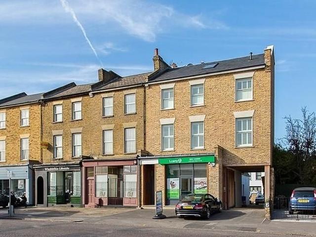 Apartment for rent in London Borough of Merton, South Wimbledon