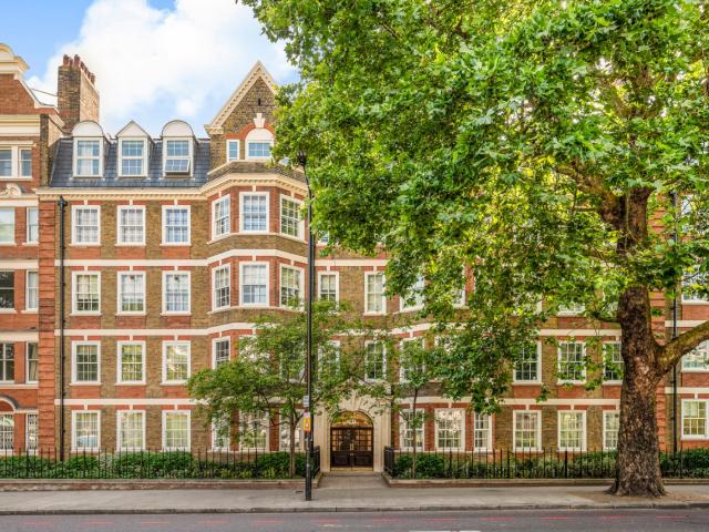 Apartment for rent in St. John's Wood, Greater London