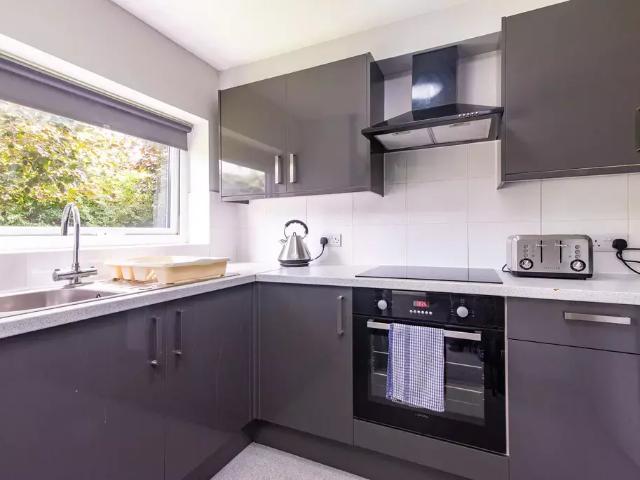 Flat for rent in Clifton, Haddon