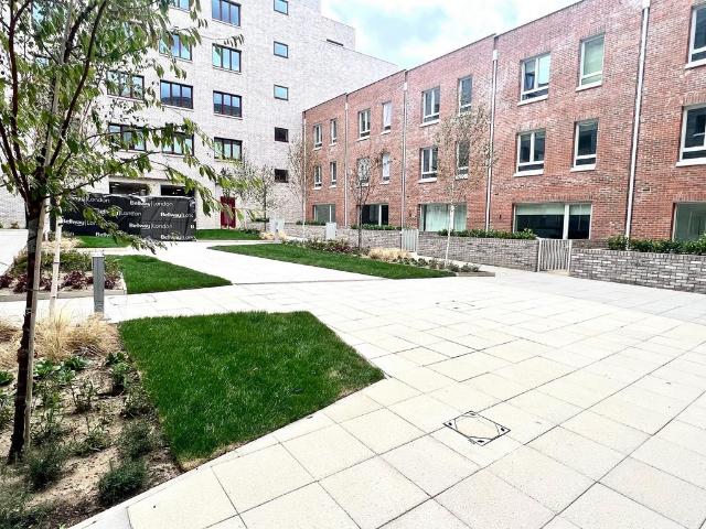 Flat for rent in Scrattons Farm, Greater London
