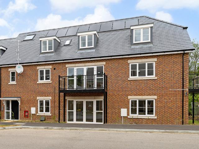 Flat for rent in Hart, Hampshire