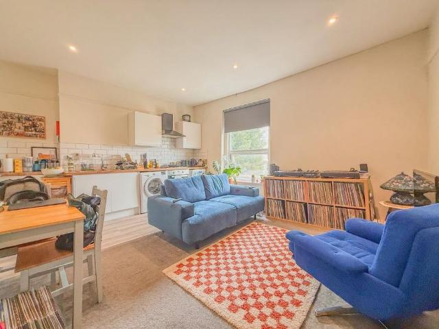 Apartment for rent in Feckenham, City Of Bristol
