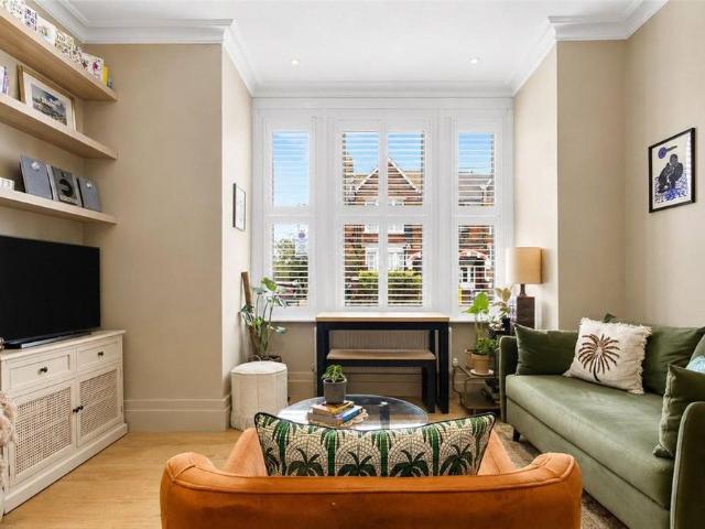 Apartment for rent in Fulham, Greater London