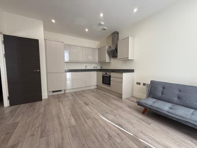 Apartment for rent in Slough