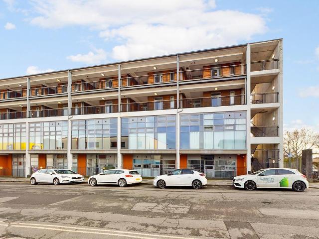 Flat for rent in Stonehouse, Mount Wise