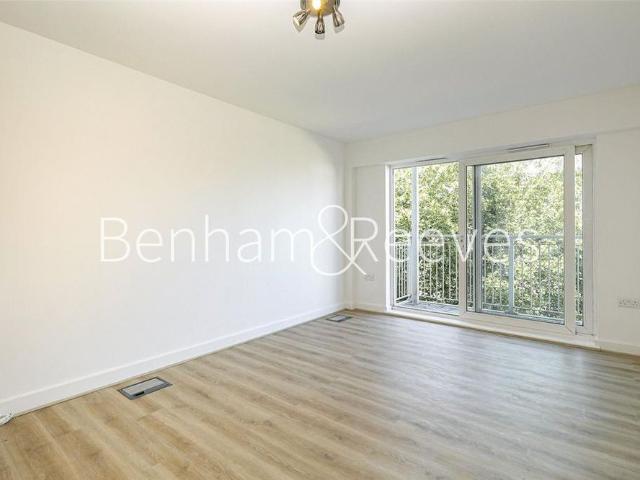 Apartment for rent in Colindale, Greater London