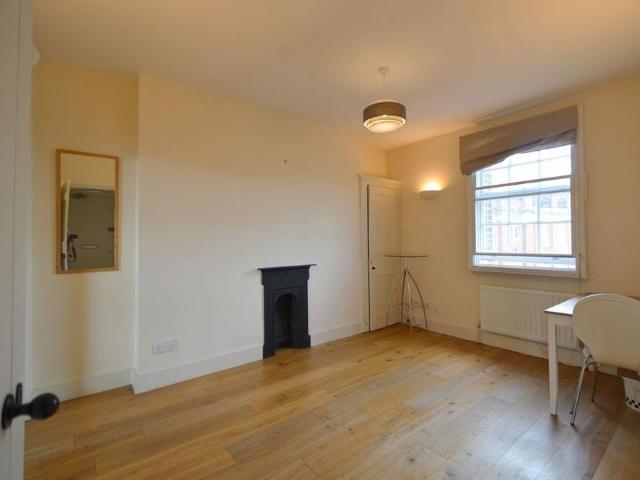 Apartment for rent in Belsize Park, Greater London
