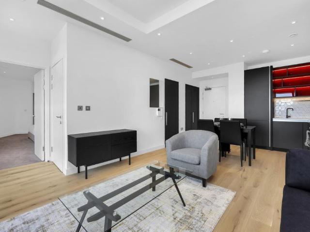 Flat for rent in London City Island, Blackwall