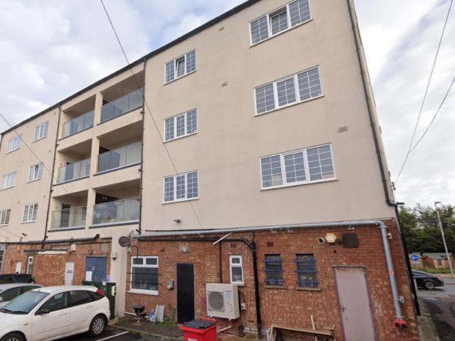 Flat for rent in Strood