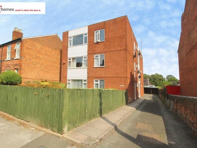 Flat for rent in West Midlands